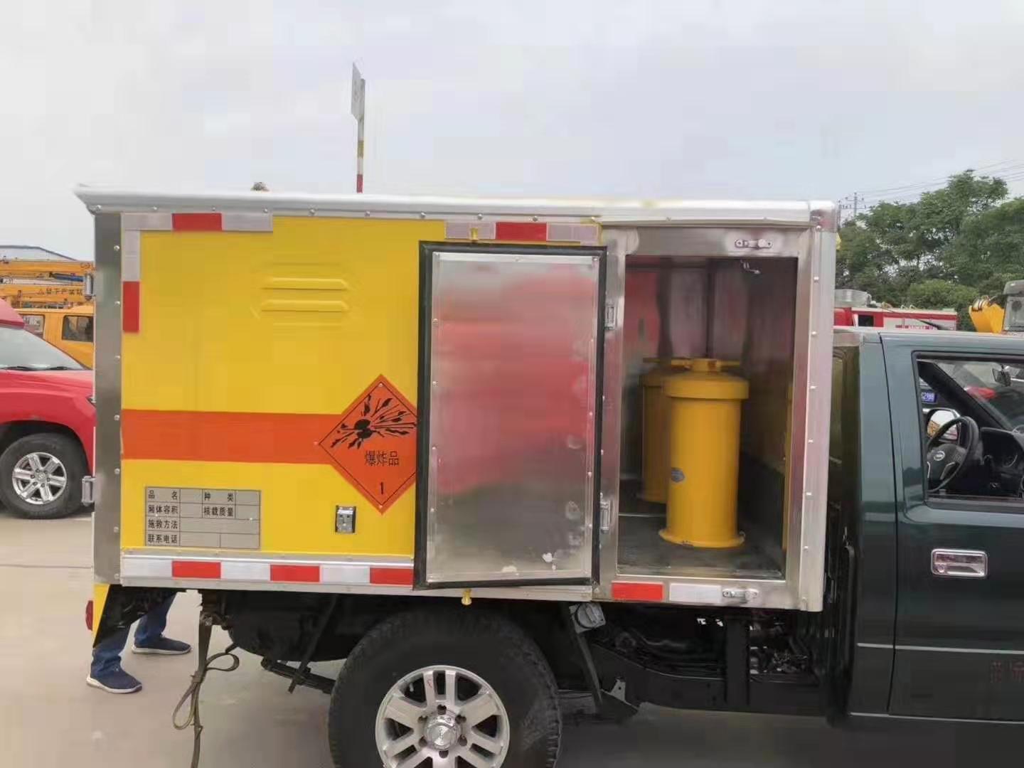苏尼特右爆破器材运输车行业深度解析：规格选择与运输效能的更优配置